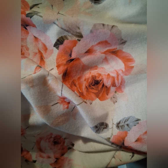 Floral Sleeveless Midi Dress - Picture 4 of 5